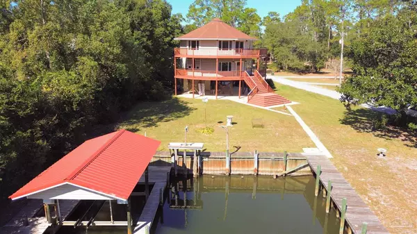 30826 Carrel Ln, Perdido Beach, AL 36530