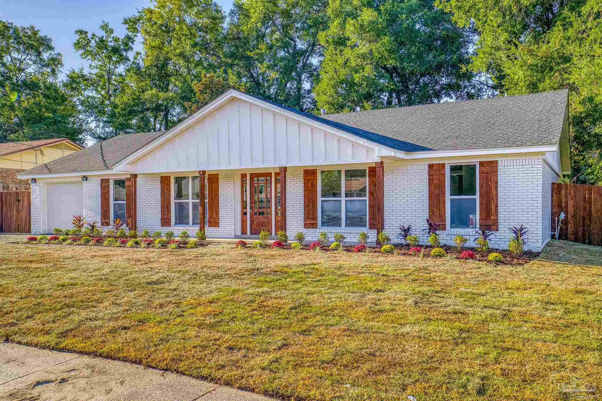 Pensacola, FL 32504,4819 Balmoral Dr