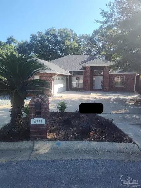 4224 Brighton Dr, Pensacola, FL 32504