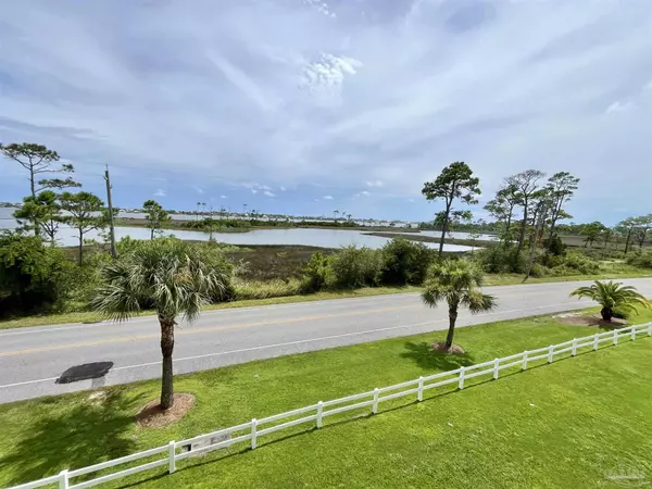 Pensacola, FL 32507,16012 Innerarity Pt Rd