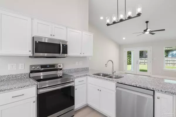 Milton, FL 32583,4483 Edgewood Dr