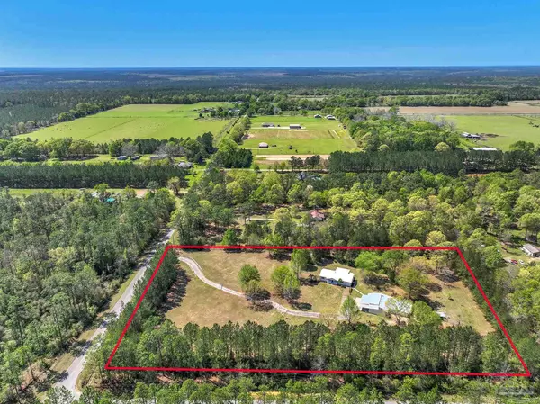 Mcdavid, FL 32568,8700 Hwy 97 A