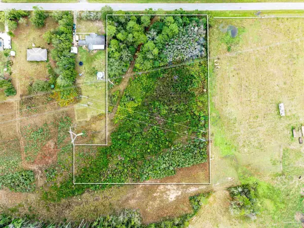 Molino, FL 32577,4499 Schaag Rd