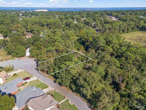 7634 Wood Stream Dr, Pensacola, FL 32514