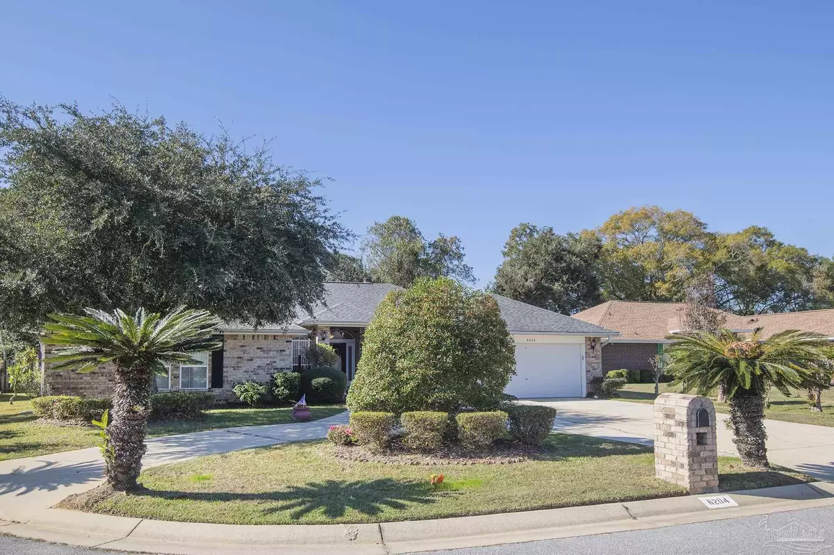 Pensacola, FL 32526,6204 Suntan Cir