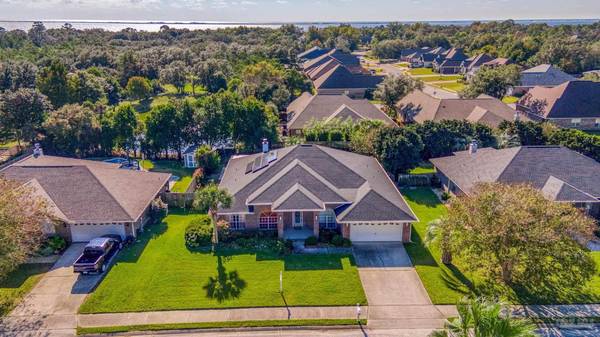 1538 Woodlawn Way, Gulf Breeze, FL 32563