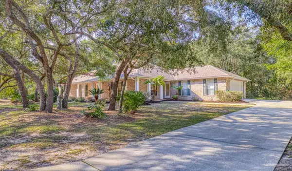 1693 Mohawk Trl,  Gulf Breeze,  FL 32563