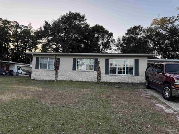 5367 Locklin Ave, Milton, FL 32570