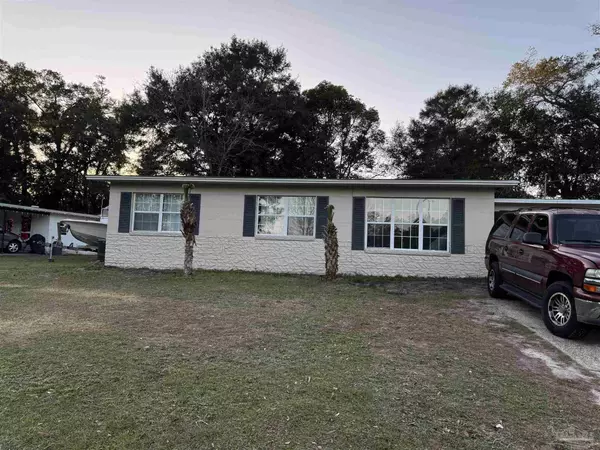 5367 Locklin Ave, Milton, FL 32570