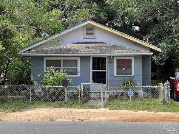 2906 W Lee St, Pensacola, FL 32505