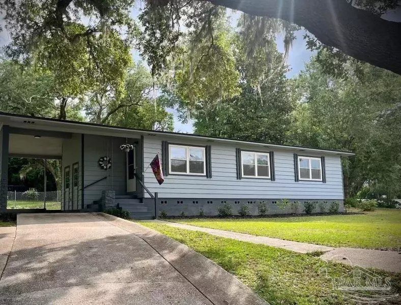 5399 Locklin Ave, Milton, FL 32570