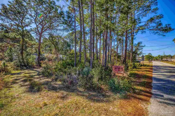 Navarre, FL 32566,9225 Ridge Dr