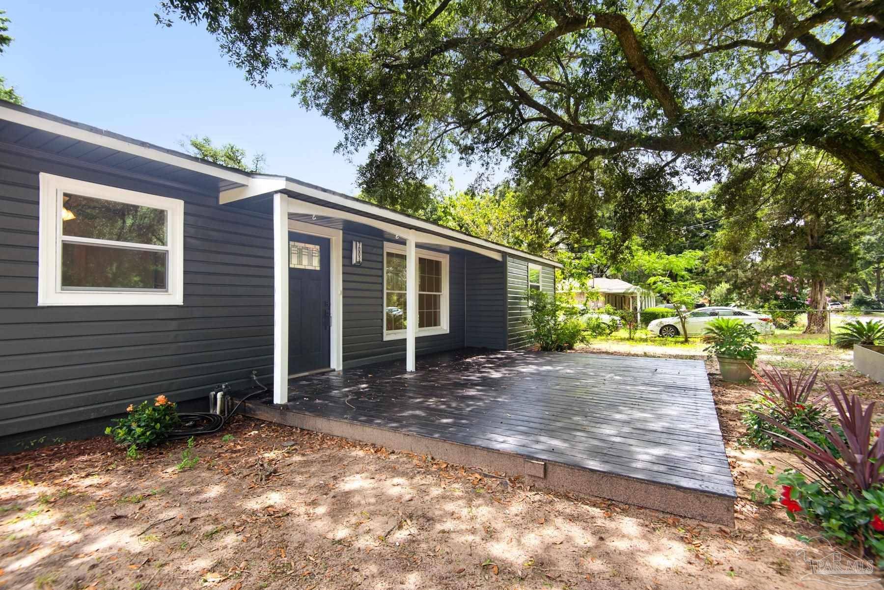 Pensacola, FL 32506,7002 Lindskog St