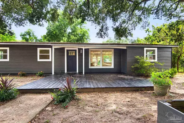 Pensacola, FL 32506,7002 Lindskog St