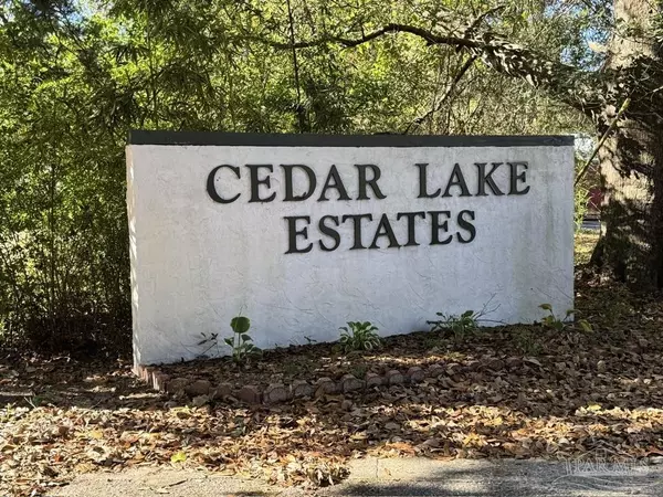 Pensacola, FL 32526,6946 Cedar Lake Dr