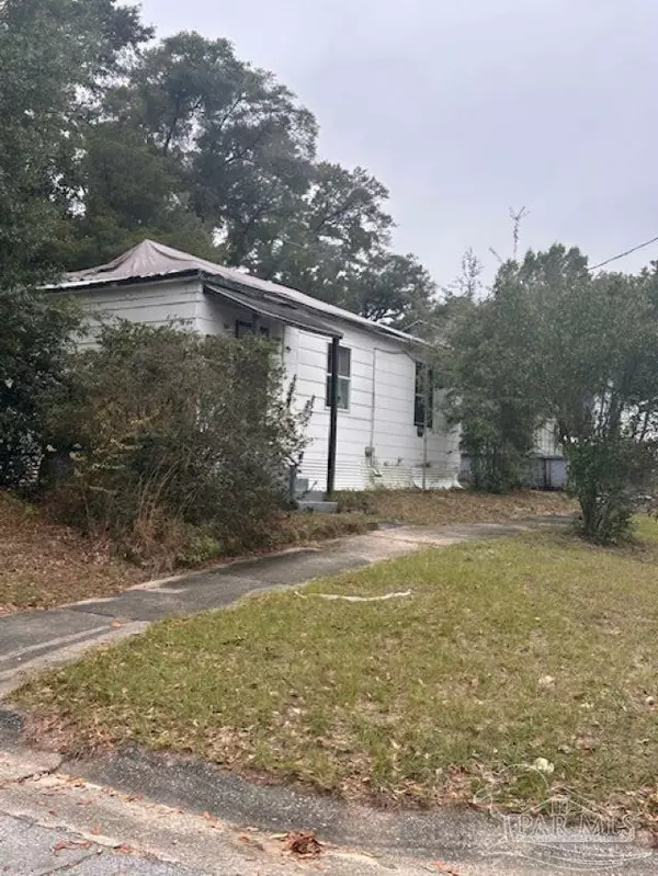 Pensacola, FL 32501,1101 W Lloyd St