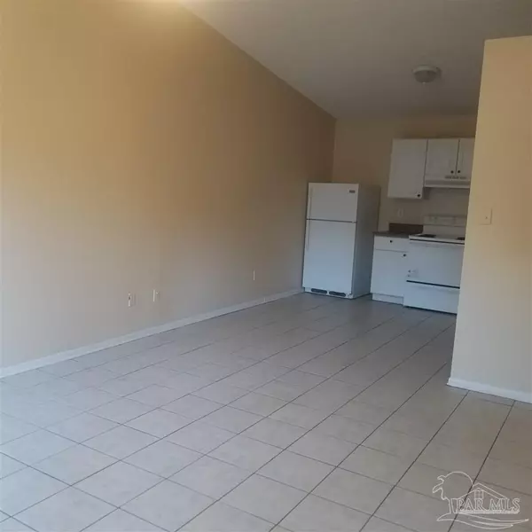 Pensacola, FL 32503,6839 Tiki Ln