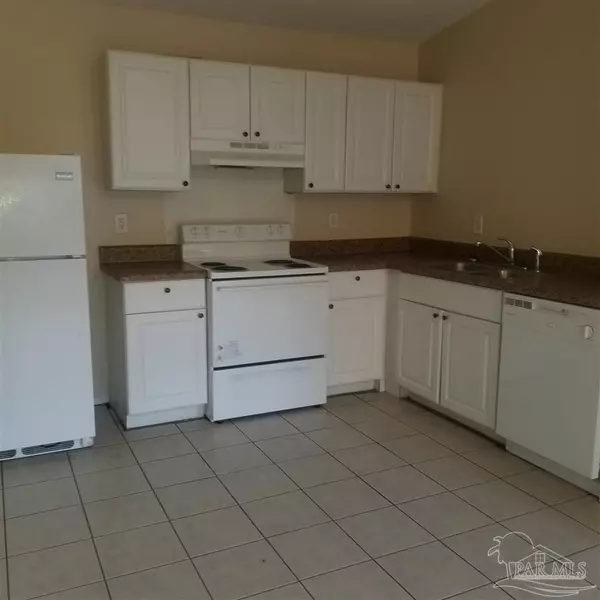 Pensacola, FL 32503,6839 Tiki Ln