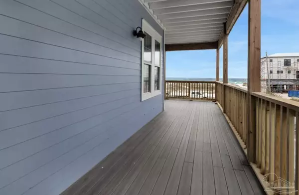 Navarre Beach, FL 32566,7343 Spinnaker Ct