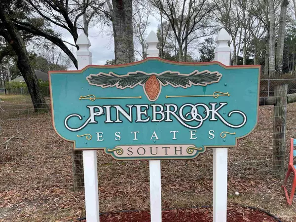 Cantonment, FL 32533,463 Pinebrook Cir