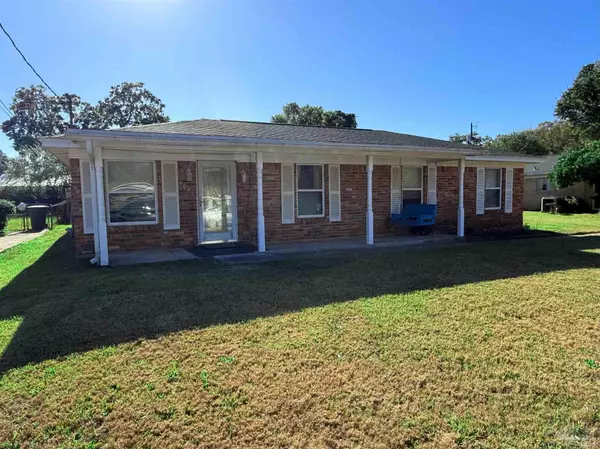 403 Ladybird Ln, Pensacola, FL 32503