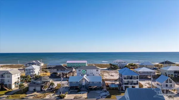 8175 White Sands Blvd, Navarre Beach, FL 32566