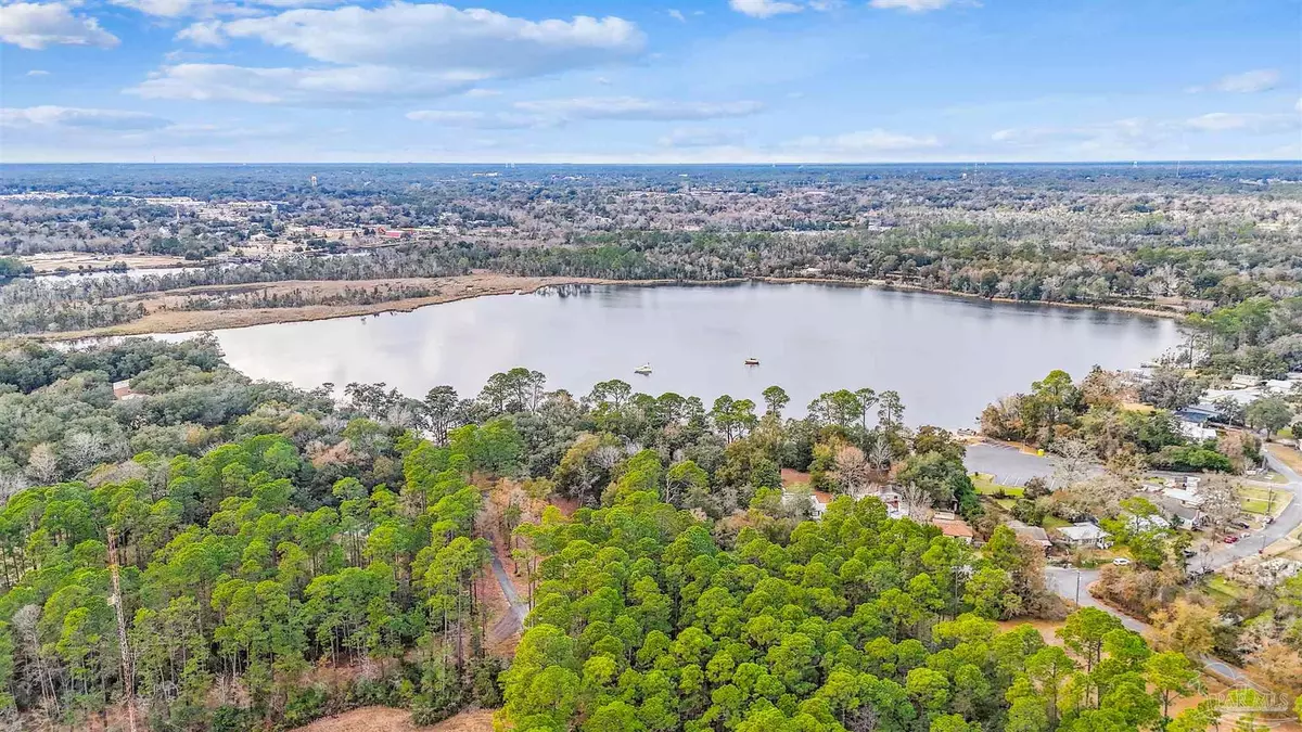 Milton, FL 32583,7150 Printers Alley