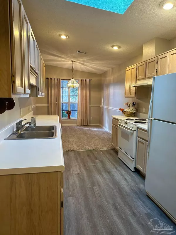 Pensacola, FL 32506,1885 Gulf Bay Ln