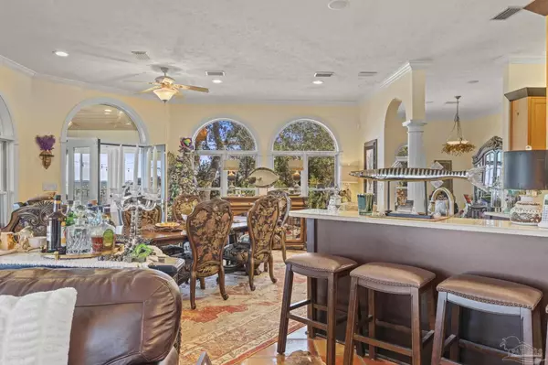 Pensacola, FL 32507,5460 N Shore Rd