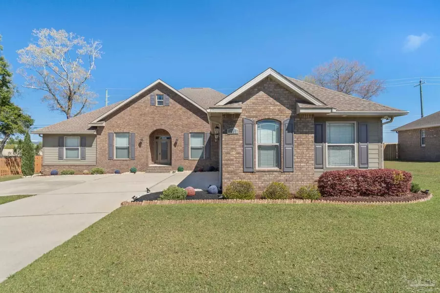8667 Salt Grass Dr, Pensacola, FL 32526
