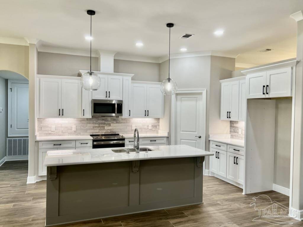 Navarre, FL 32566,7586 Vinca St