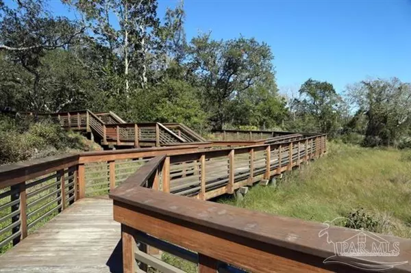 Pensacola, FL 32507,5700 Fair Oak Ln