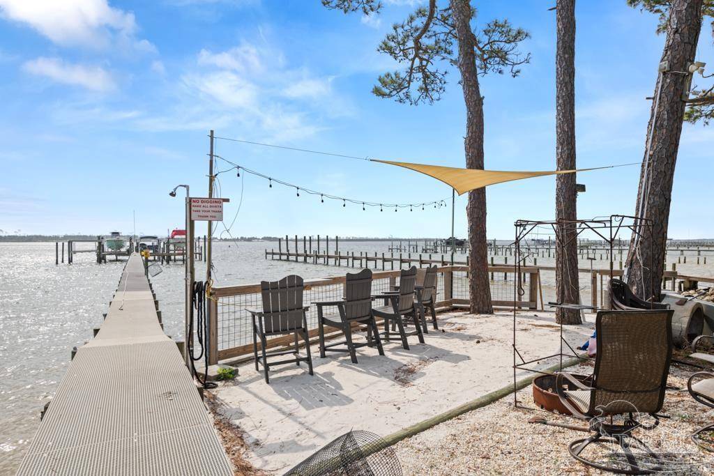 Mary Esther, FL 32569,1675 Highway 98