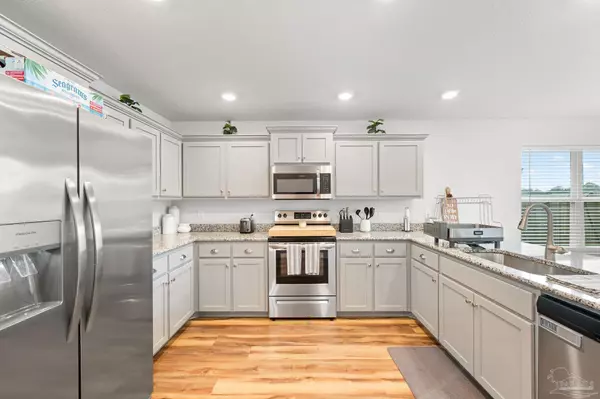 Pensacola, FL 32504,7157 Sonny Dr