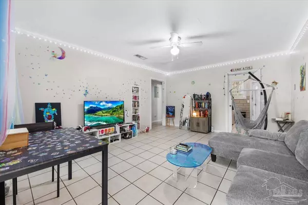 Pensacola, FL 32506,106 and 108 Cherokee Trl