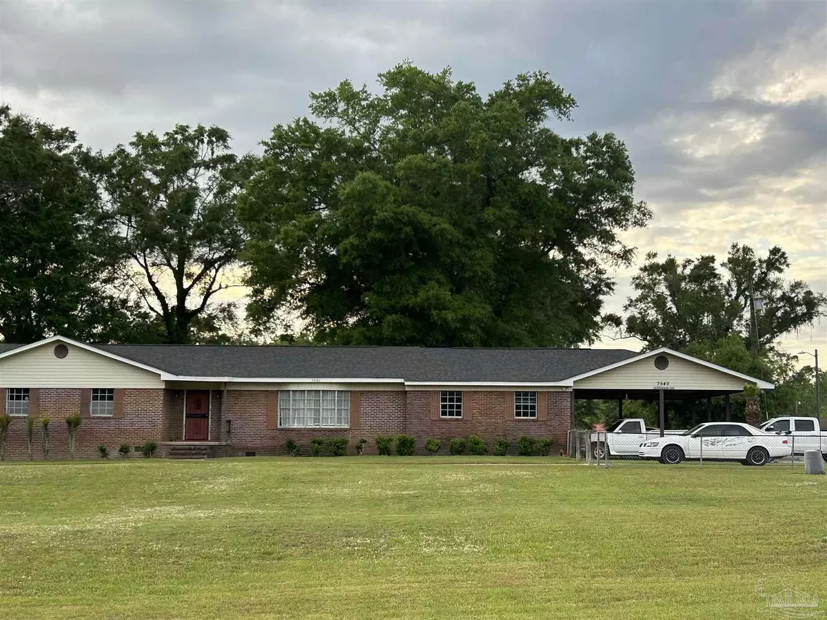 Century, FL 32535,7540 Jefferson Ave