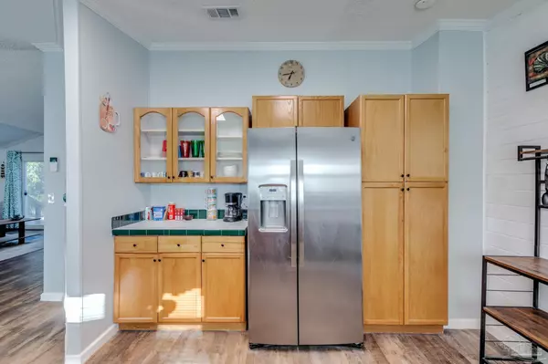 Perdido Key, FL 32507,5152 Viking Rd