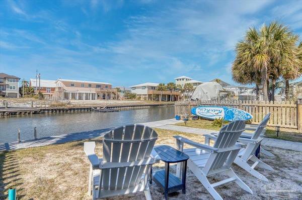 1429 Arkansas St, Navarre Beach, FL 32566
