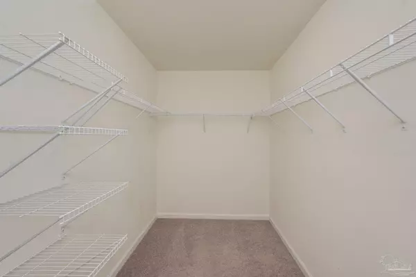 Milton, FL 32583,4378 Jitterbug St