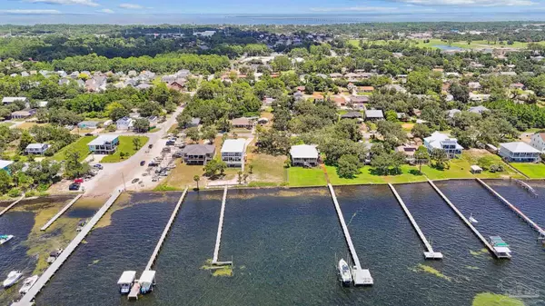 Gulf Breeze, FL 32563,3171 Bay St