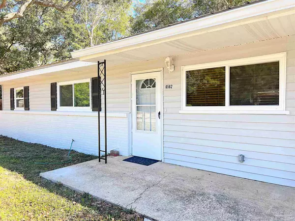 Milton, FL 32570,6562 Julia Dr