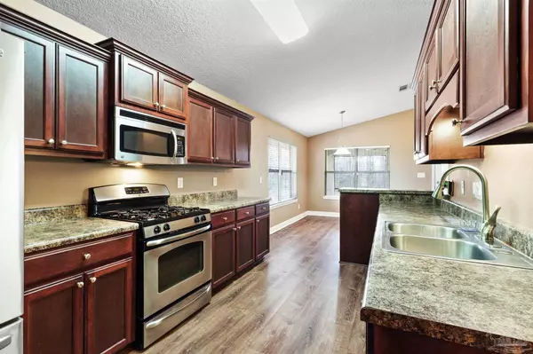 Pensacola, FL 32506,2268 Somerville Ct