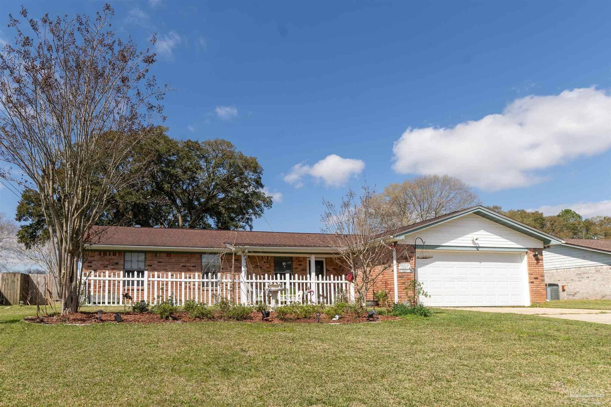 10870 Tara Dawn Cir, Pensacola, FL 32534