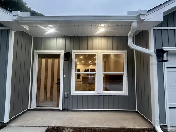 Pensacola, FL 32507,2020 Talbert St