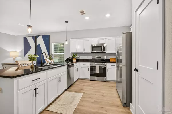 Pensacola, FL 32534,8332 Highland Ridge Dr