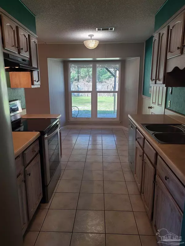 Gulf Breeze, FL 32563,1167 Sanibel Ln