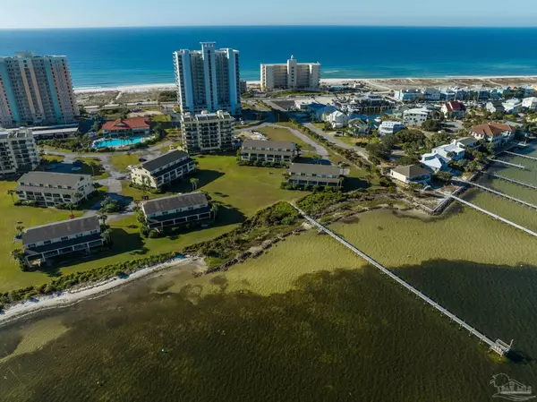 Pensacola Beach, FL 32561,900 Ft Pickens Rd