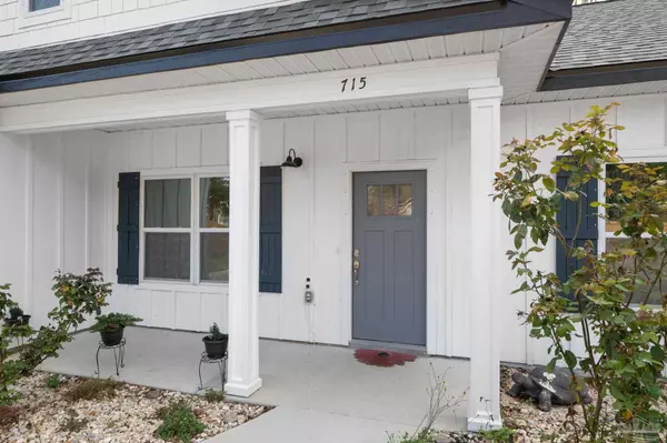 Pensacola, FL 32506,715 N 77th Ave