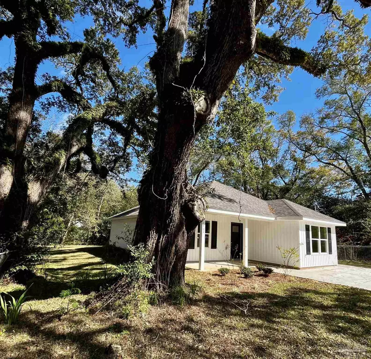 Pensacola, FL 32506,1402 N 57th Ave