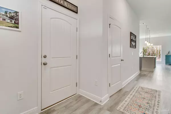 Milton, FL 32583,5186 Mulat Rd